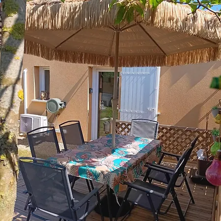 Le Petit Marais Casa de Férias *