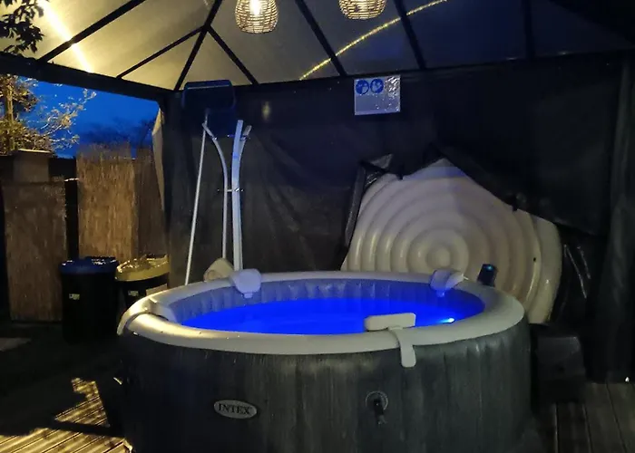 Casa de Férias Le Petit Marais Echire